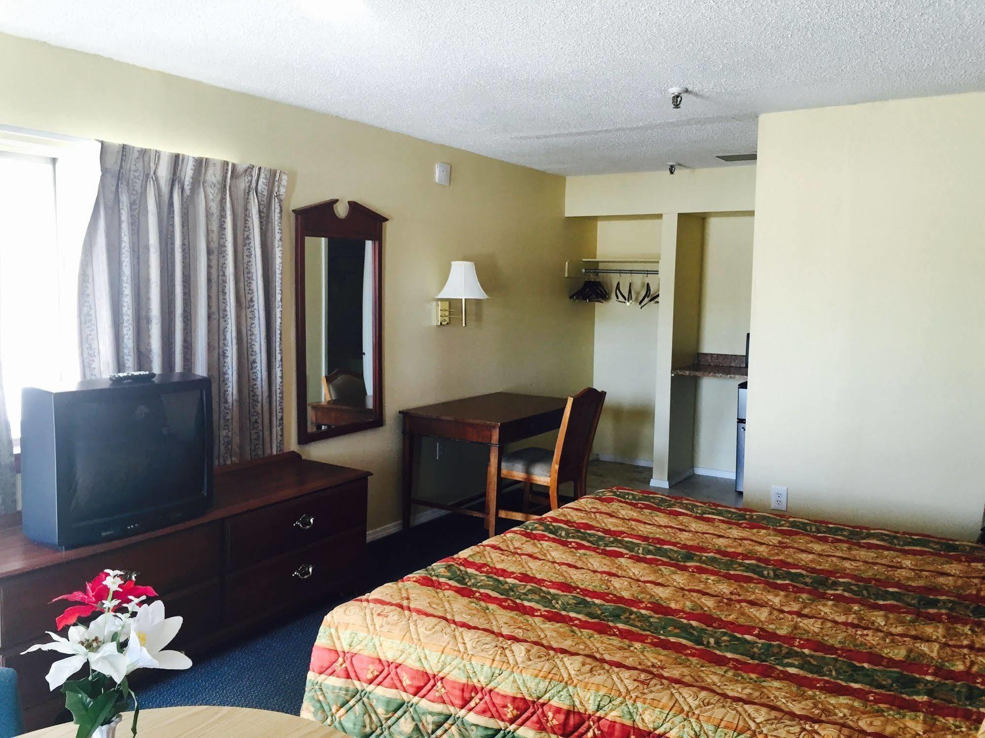 Welcome Inn And Suites Saginaw Esterno foto